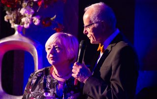 Gala-Abend im Alten Wartesaal 2018 - Pater Stegmaier ehrt Wilma Haas